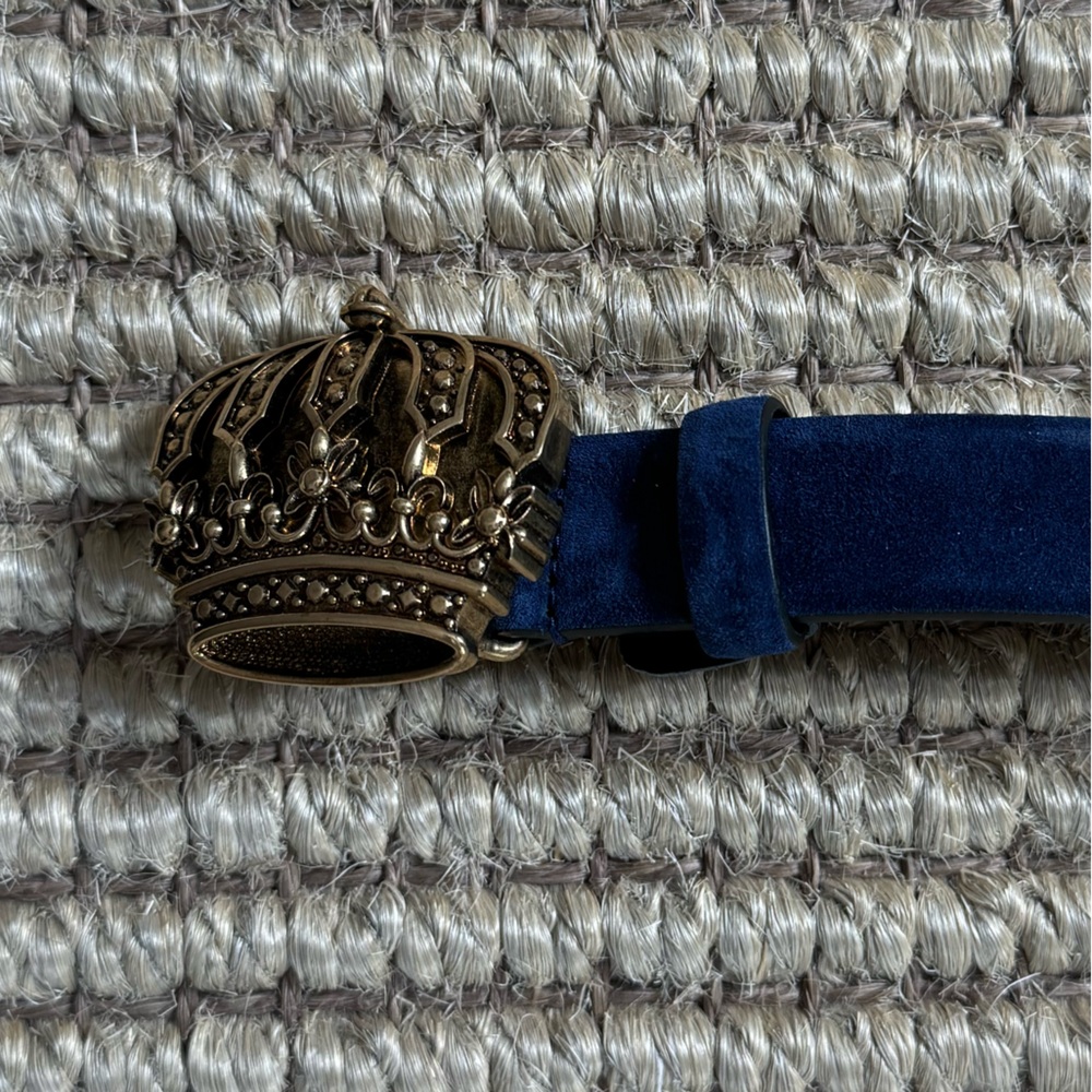 Dolce Gabbana rare navy suede belt with crown crest 33/37